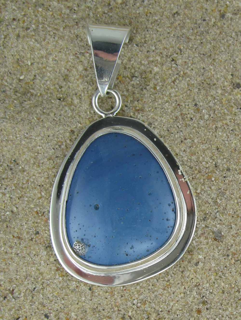 Leland Blue Stone Cabochon Pendant in Silver Frame